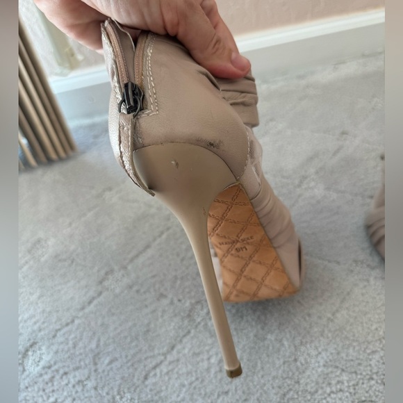 L.A.M.B sheer peep toe ankle booties w platform heels shoes sz 9 - Picture 4 of 12